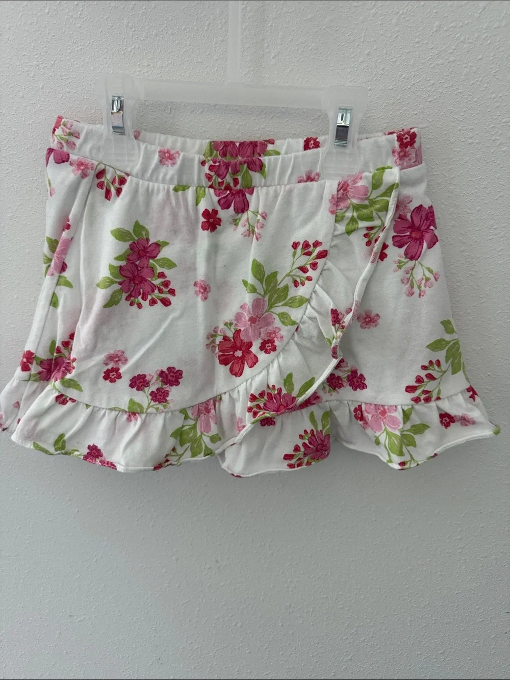 White Floral Ruffle 2 piece Set - Picture 3 of 4